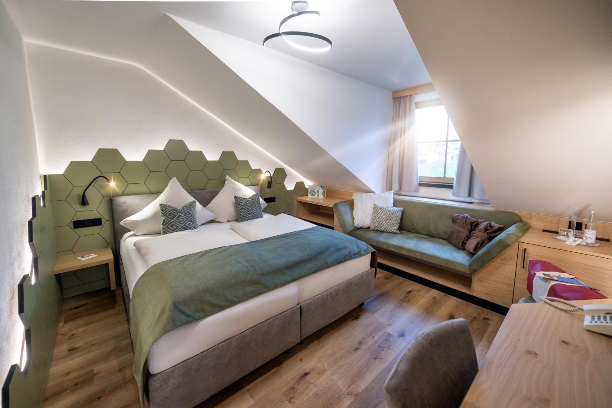 Landrefugium Obermueller 4,5 Sterne Hotel Untergriesbach Kamer foto