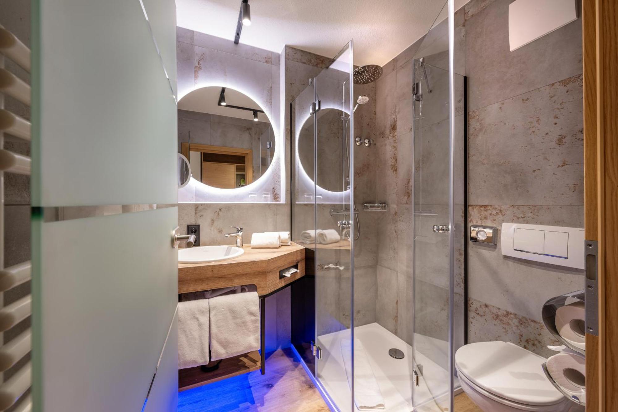 Landrefugium Obermueller 4,5 Sterne Hotel Untergriesbach Kamer foto